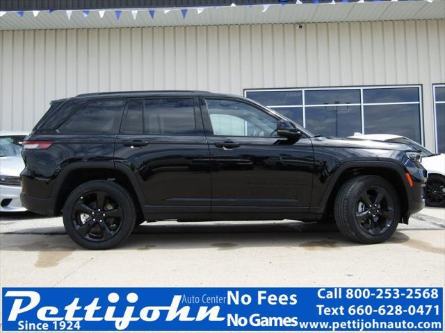 new 2024 Jeep Grand Cherokee car, priced at $45,575