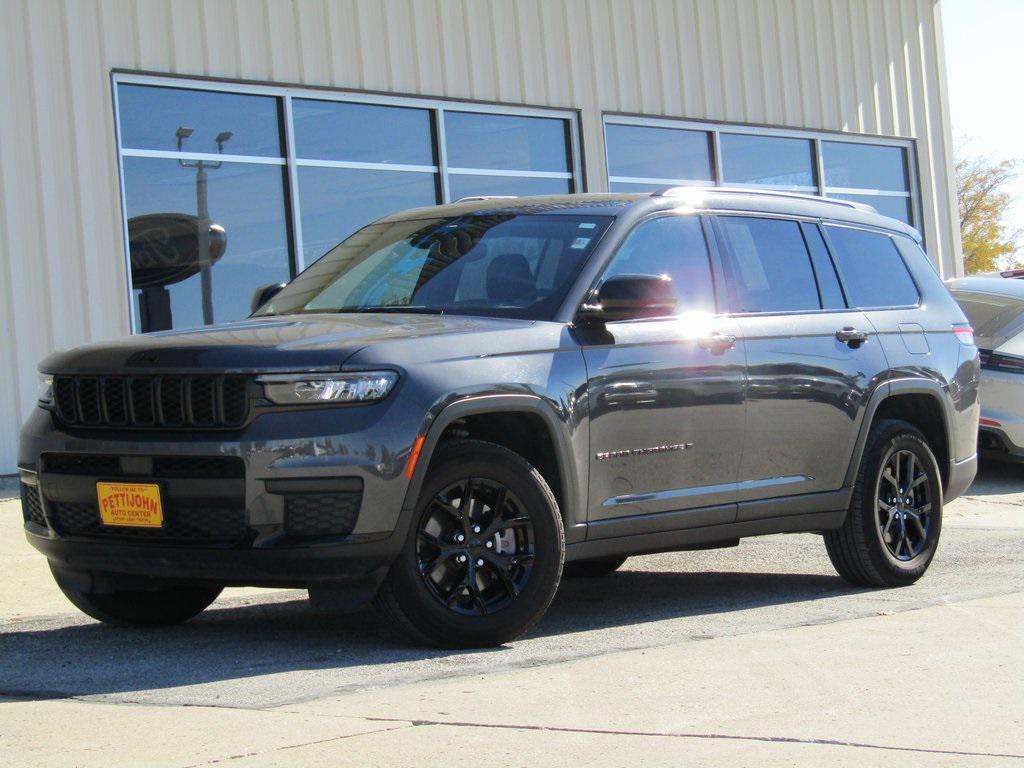 used 2024 Jeep Grand Cherokee L car, priced at $30,900