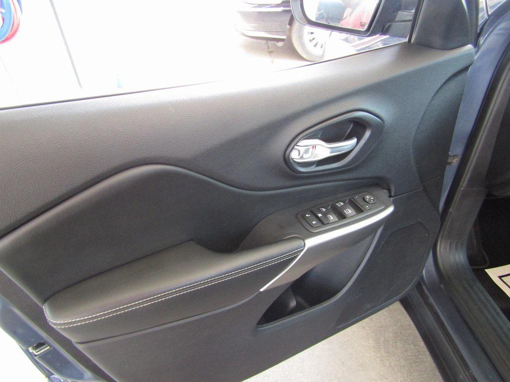used 2021 Jeep Cherokee car, priced at $17,900
