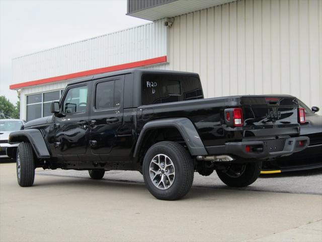 new 2024 Jeep Gladiator car, priced at $39,725