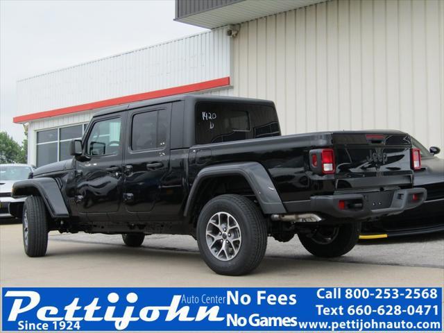 new 2024 Jeep Gladiator car, priced at $45,000