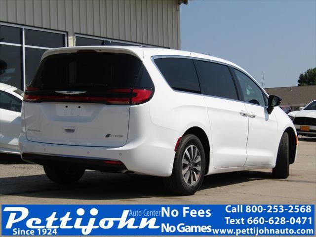 new 2024 Chrysler Pacifica Hybrid car, priced at $37,750