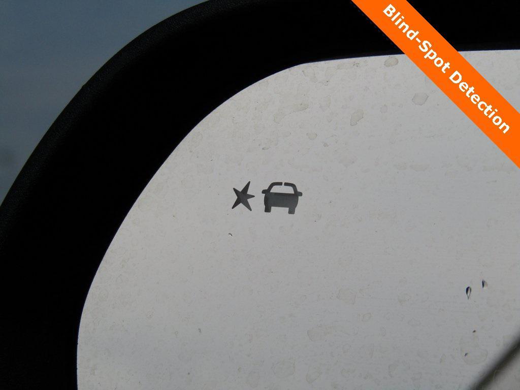 used 2025 GMC Acadia car, priced at $35,995