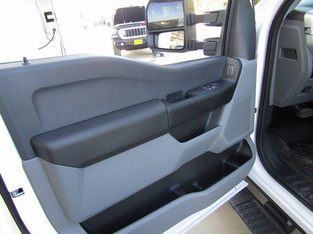 new 2026 Ford F-350 car, priced at $71,690