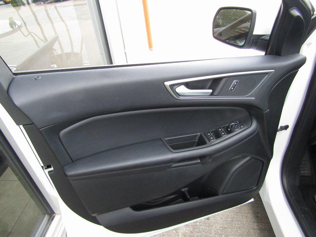 used 2024 Ford Edge car, priced at $24,000