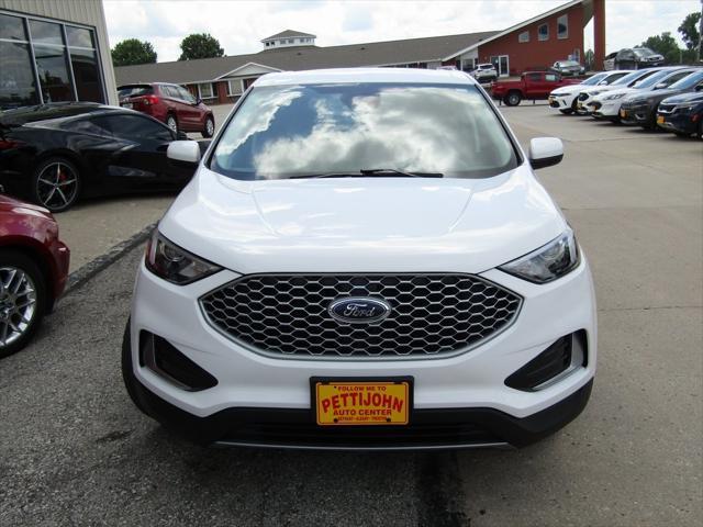 used 2024 Ford Edge car, priced at $25,000