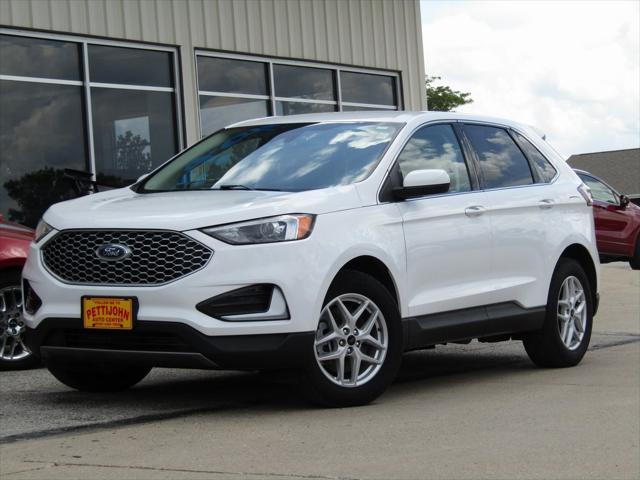 used 2024 Ford Edge car, priced at $25,000