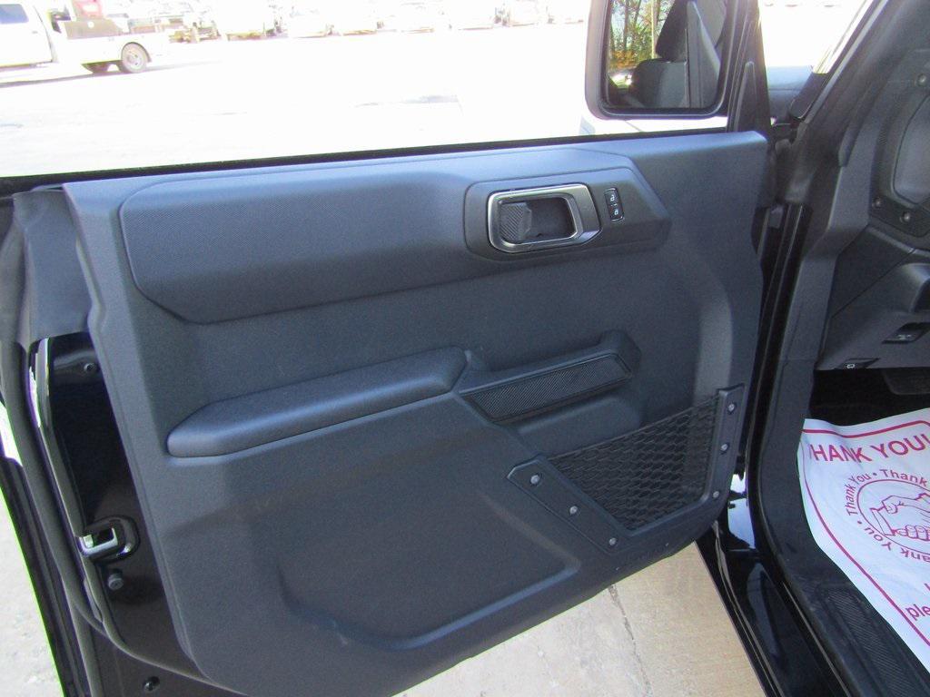 used 2025 Ford Bronco car, priced at $41,900