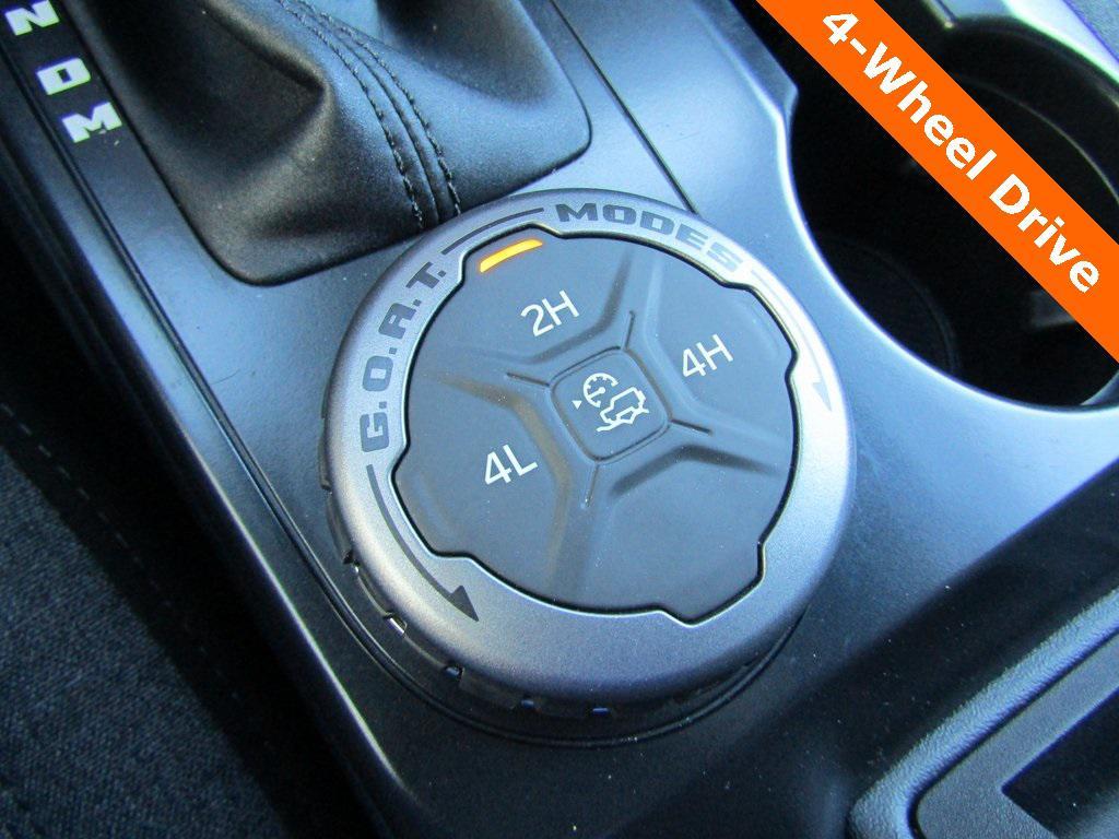 used 2025 Ford Bronco car, priced at $41,900