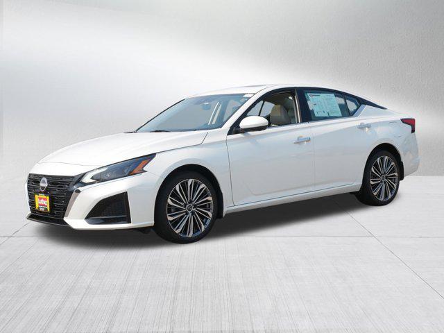 used 2023 Nissan Altima car, priced at $24,997