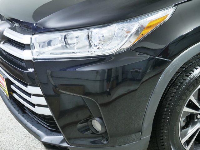 used 2019 Toyota Highlander car, priced at $27,498