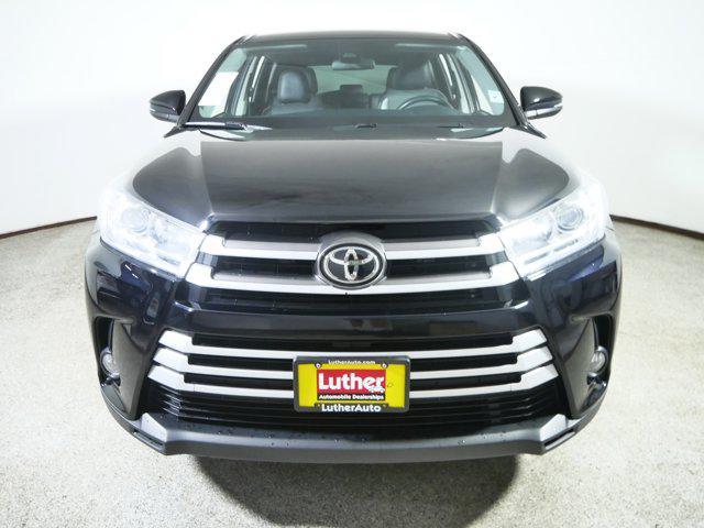 used 2019 Toyota Highlander car, priced at $27,498