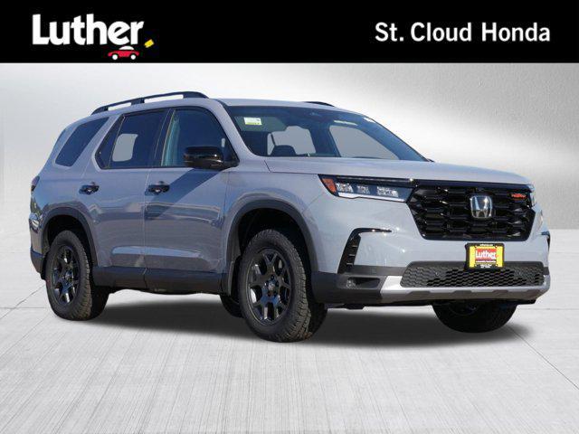 new 2025 Honda Pilot car, priced at $51,250