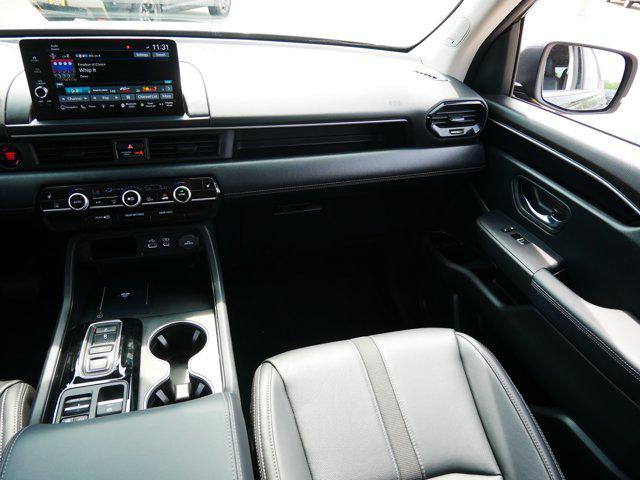used 2023 Honda Pilot car, priced at $40,497