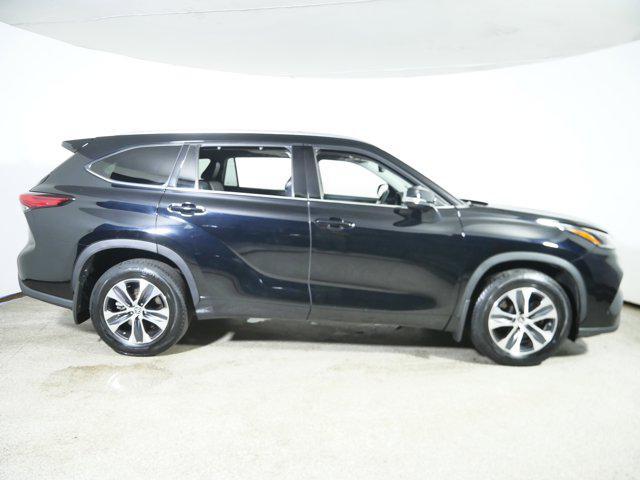 used 2021 Toyota Highlander car, priced at $29,498