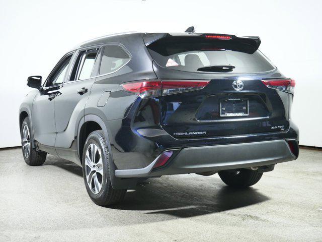 used 2021 Toyota Highlander car, priced at $29,498