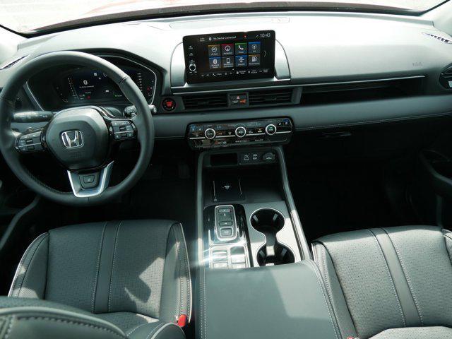 new 2025 Honda Pilot car, priced at $54,985
