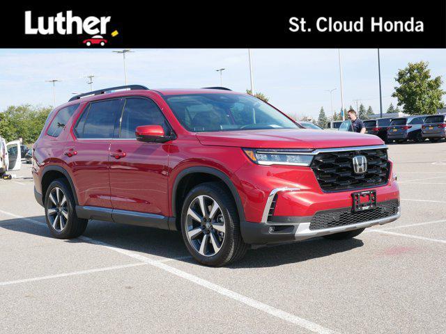 used 2025 Honda Pilot car, priced at $51,997