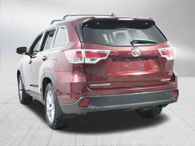 used 2014 Toyota Highlander car, priced at $13,698