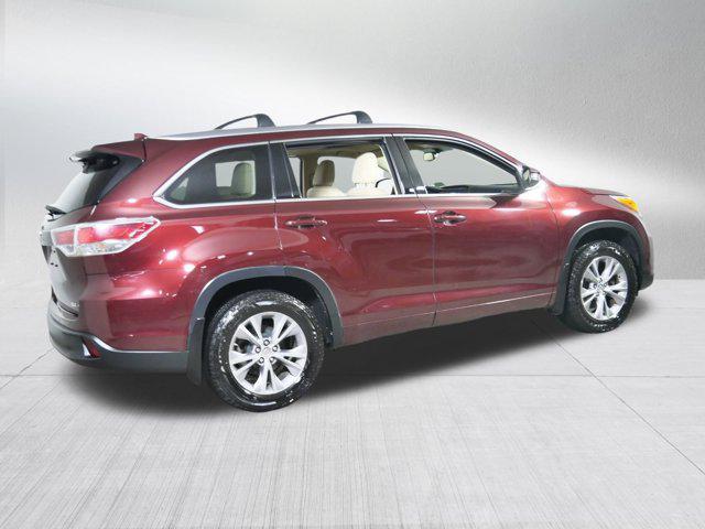 used 2014 Toyota Highlander car, priced at $13,698