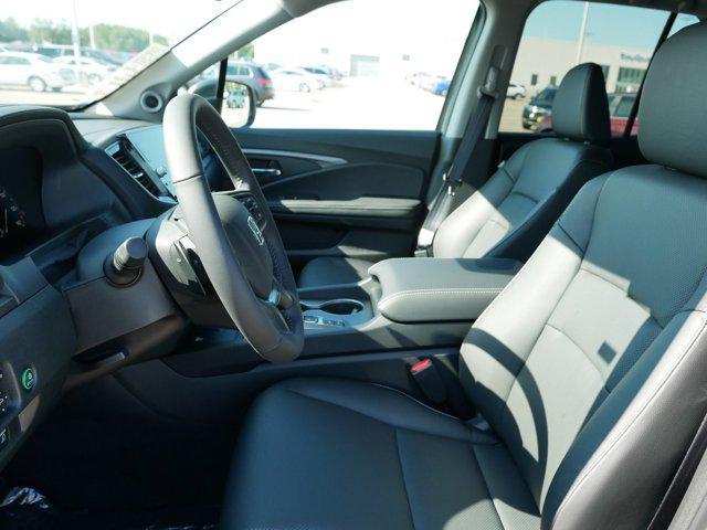 new 2025 Honda Ridgeline car, priced at $44,430