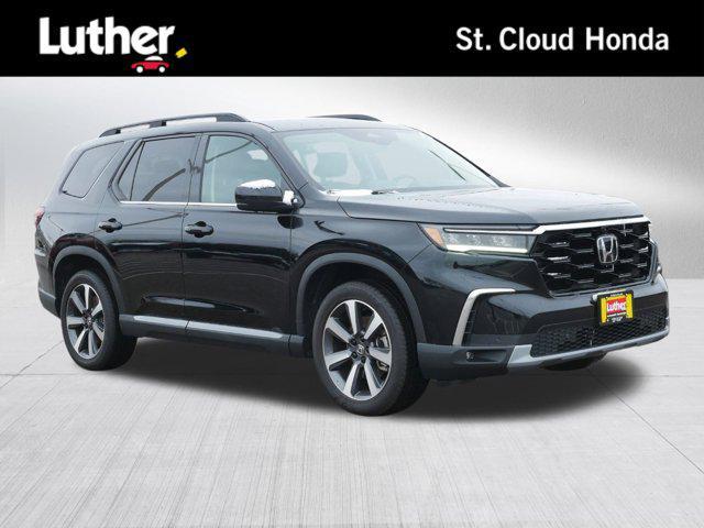 used 2023 Honda Pilot car, priced at $45,247