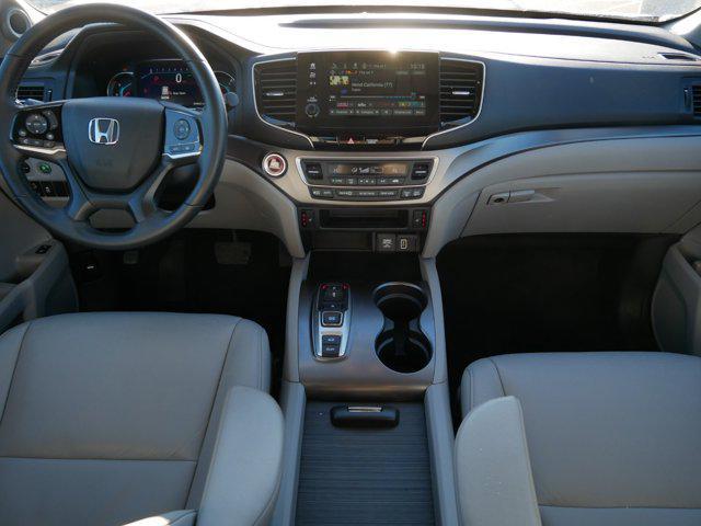 used 2022 Honda Pilot car, priced at $31,997