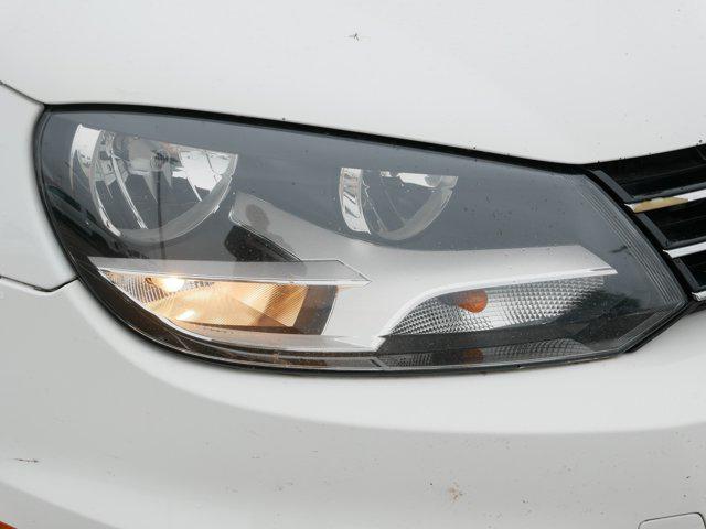 used 2013 Volkswagen Eos car, priced at $7,997