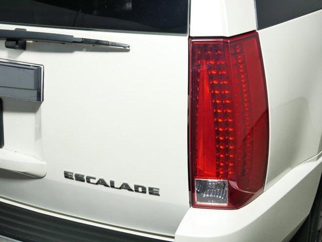used 2013 Cadillac Escalade car, priced at $12,998