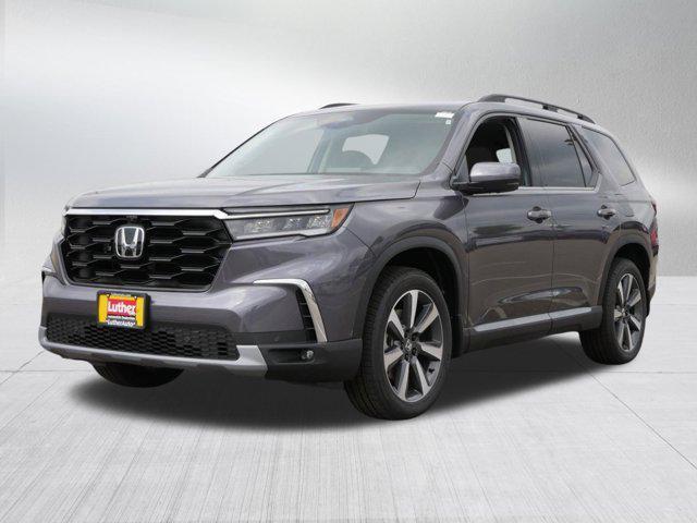 new 2025 Honda Pilot car, priced at $54,530