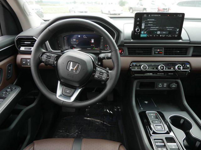new 2025 Honda Pilot car, priced at $54,530