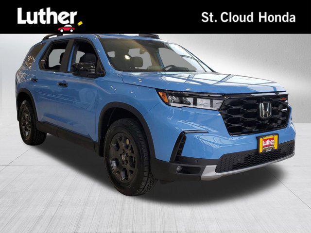 new 2025 Honda Pilot car, priced at $51,350