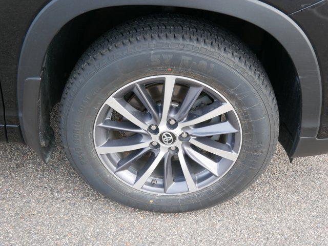 used 2017 Toyota Highlander car, priced at $22,247
