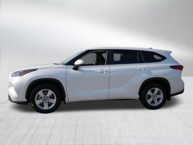 used 2023 Toyota Highlander car, priced at $36,497