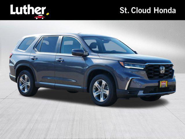 new 2025 Honda Pilot car, priced at $47,825