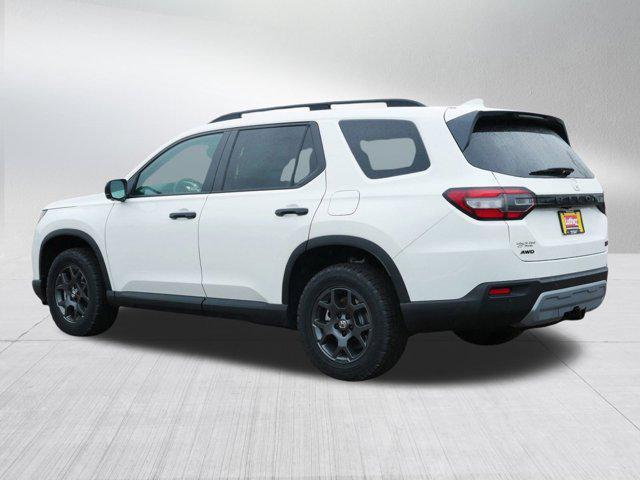new 2025 Honda Pilot car, priced at $51,350