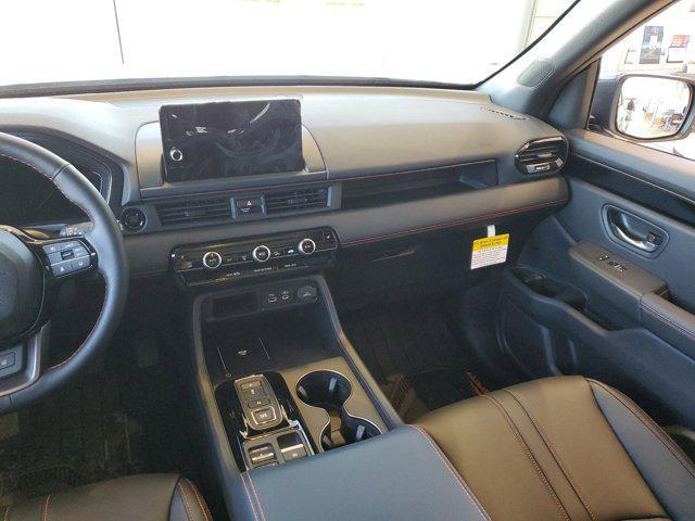new 2025 Honda Pilot car, priced at $51,350