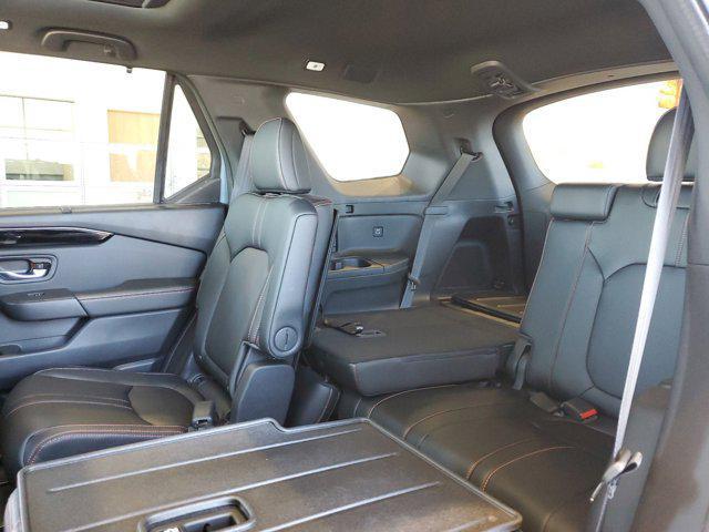 new 2025 Honda Pilot car, priced at $51,350