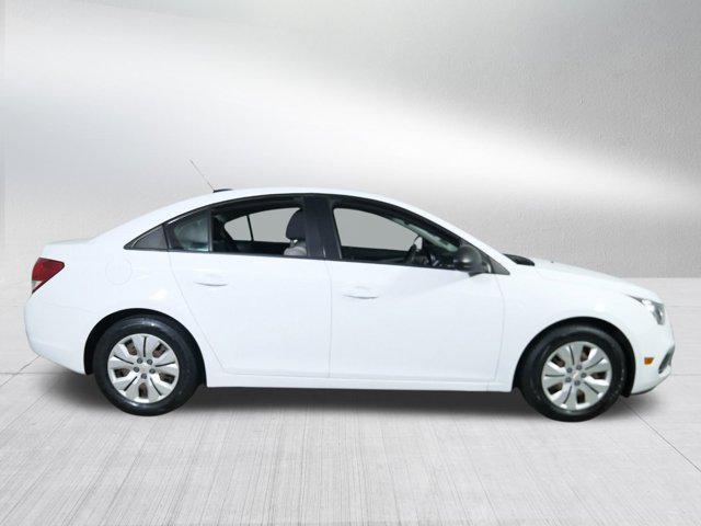 used 2016 Chevrolet Cruze Limited car, priced at $9,998