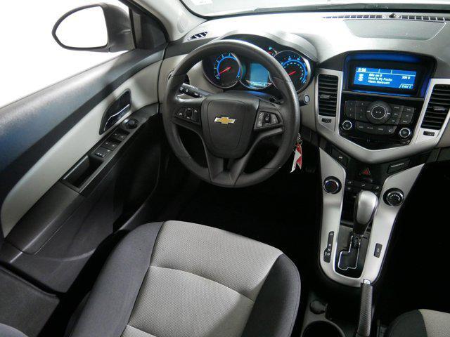 used 2016 Chevrolet Cruze Limited car, priced at $9,998