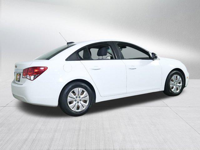 used 2016 Chevrolet Cruze Limited car, priced at $9,998