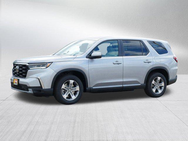 new 2025 Honda Pilot car, priced at $47,095