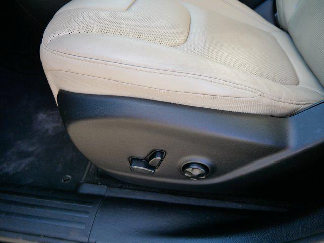 used 2015 Jeep Cherokee car, priced at $9,997