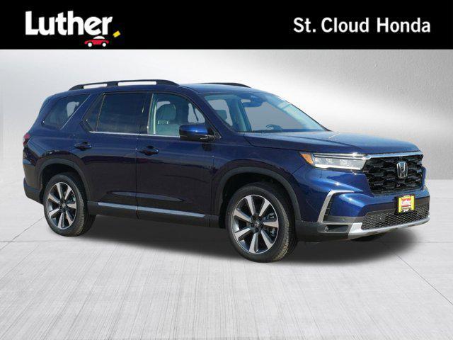 new 2025 Honda Pilot car, priced at $54,530