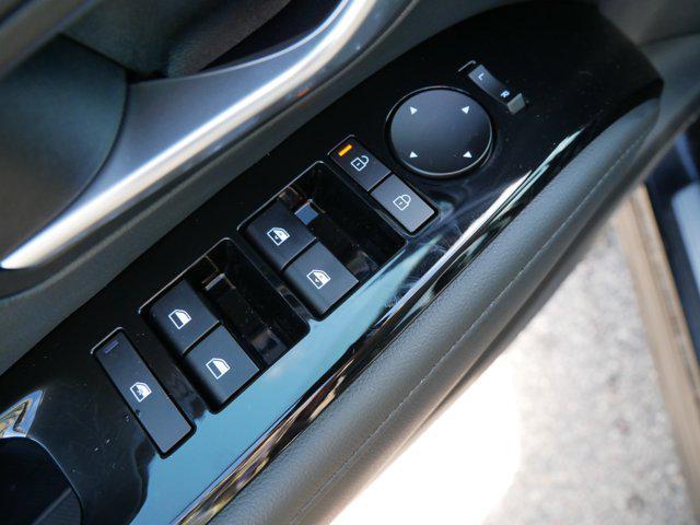 used 2025 Hyundai TUCSON Hybrid car, priced at $37,247