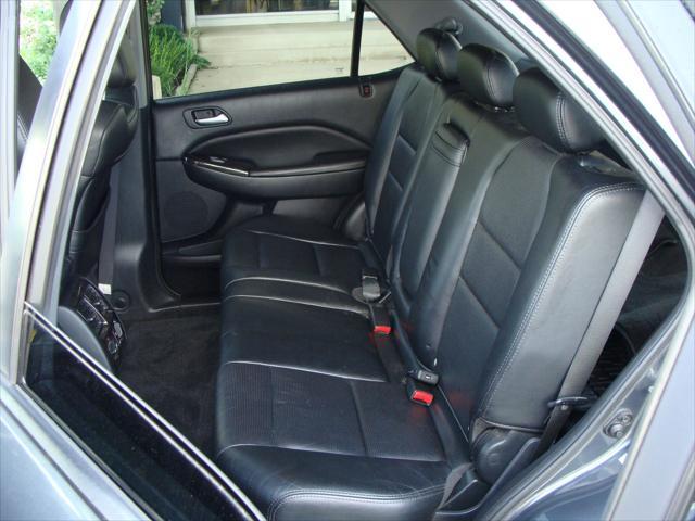 used 2006 Acura MDX car, priced at $9,999