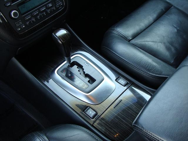 used 2006 Acura MDX car, priced at $9,999