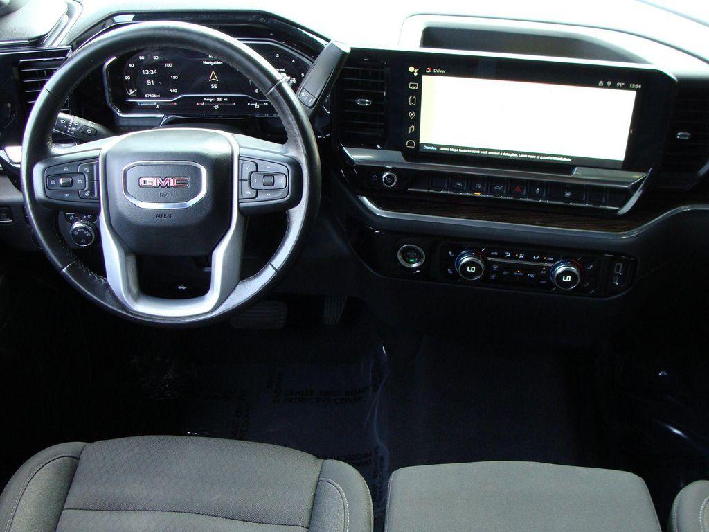 used 2022 GMC Sierra 1500 car, priced at $32,333