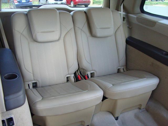 used 2016 Mercedes-Benz GL-Class car, priced at $19,999