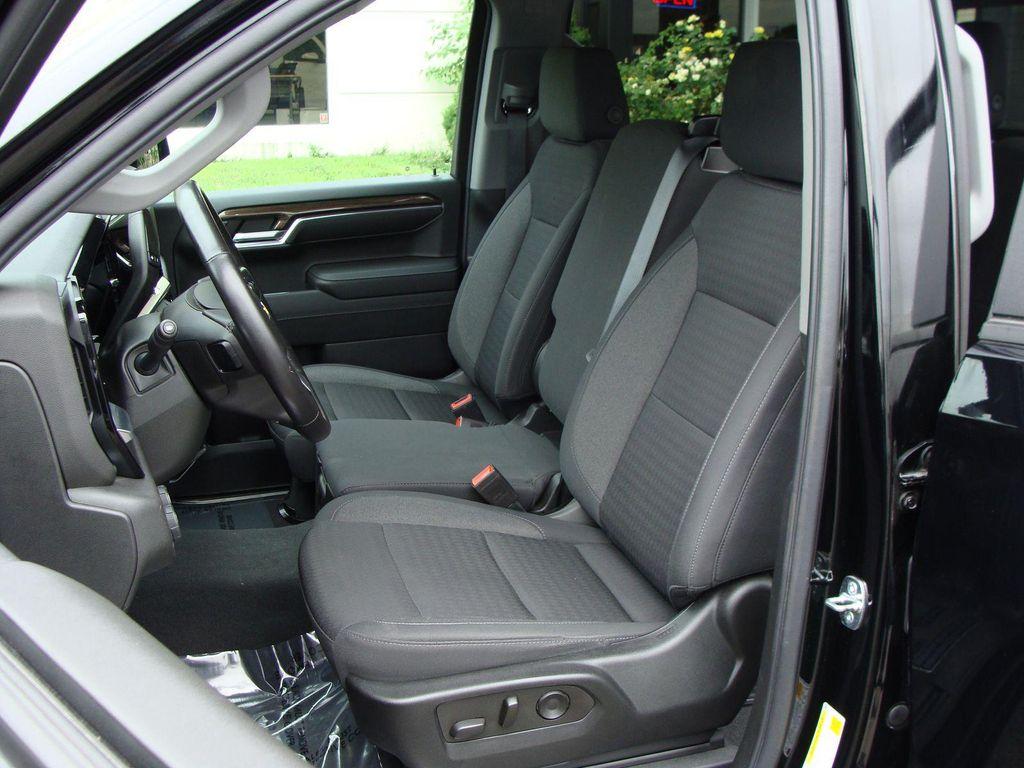 used 2022 Chevrolet Silverado 1500 car, priced at $32,888